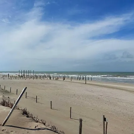 Semesterbostad Zeevonk