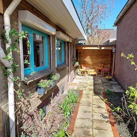 Holiday home Zeevonk Petten